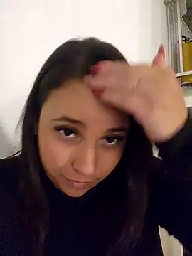 Chatroom XXX en direct de LizzRouse