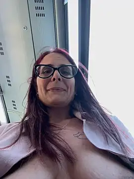 Chat +18 de NataKitten ao vivo