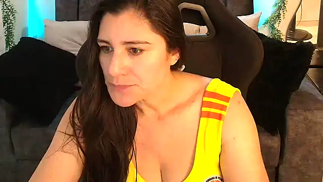 LUCYMILF_SEXYn Live XXX chat