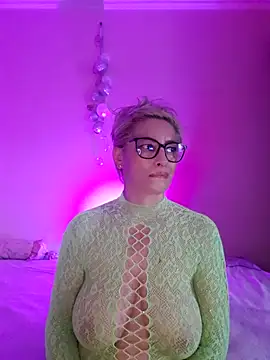 Chatroom XXX en direct de LunaBlaise