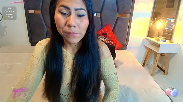 Keyla_Brunette_ Live XXX Chat