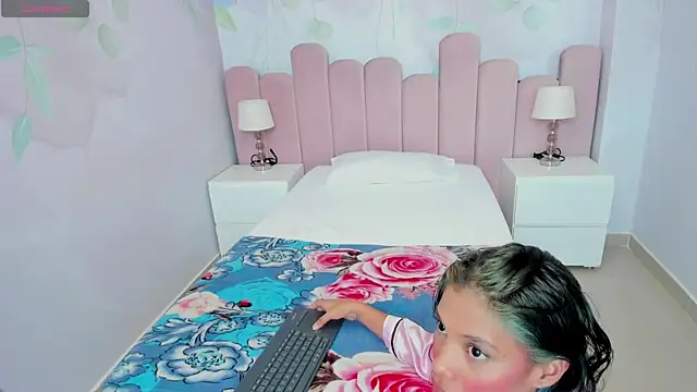 doll_skinny18 – live chatrum