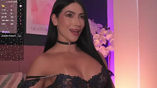 Show de ItsTatiana na webcam