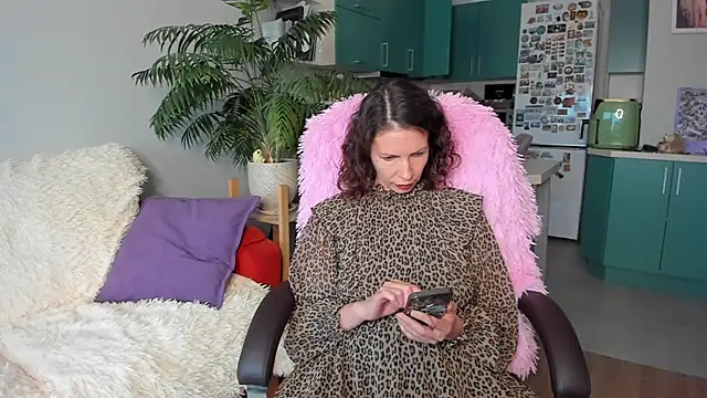 ChristinaGlory Chat XXX in diretta