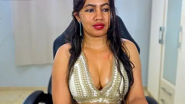 FannyXhot XXX чат на живо