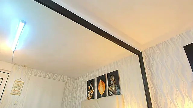 Lean_Portman Live XXX Chat