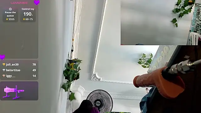 Pokój czatu na żywo – Tatianna_Loove_