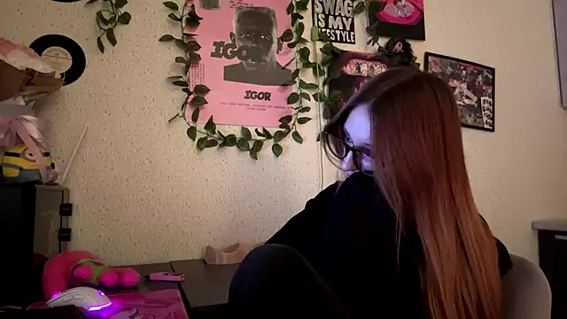 Sunshine_Kira Webcam show
