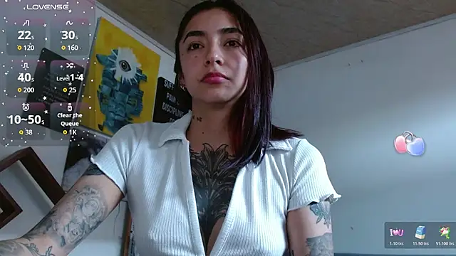 ZoeBakers_ Chat XXX in diretta