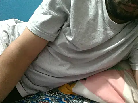 Živý XXX chat Precumboner