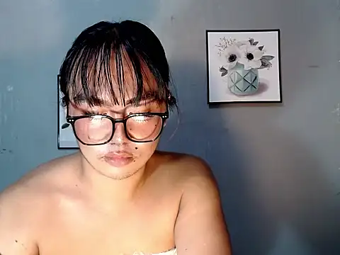 Asianblk_barbiedoll 在線直播表演