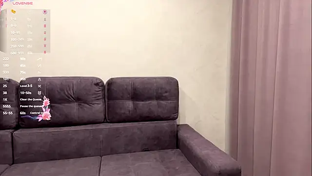 ElenaShadowlyn Adlı Modelin Canlı XXX Sohbeti