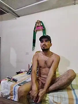 Živý XXX chat Emilio_Putarco