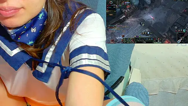 XXX chat uživo modela minakitsume
