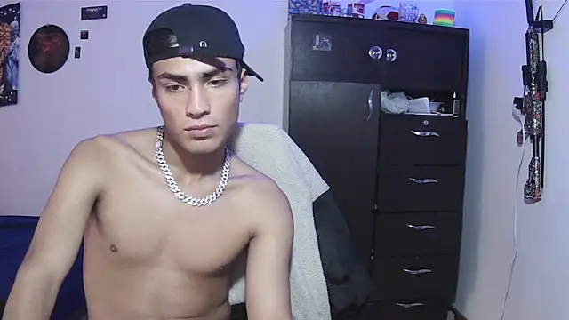 Chat +18 de Fenix_hardcock ao vivo