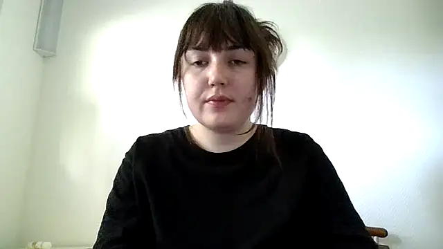 Lynylou's Webcam Show