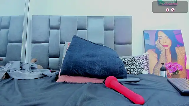 Lia_johnsonn 라이브 XXX 채팅