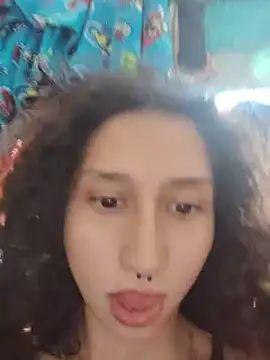 Queenjenn__ Live XXX-Chat