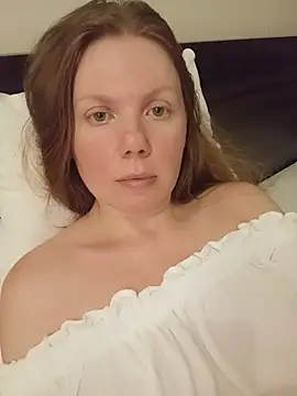 ElaizaFlanagan Chat XXX live
