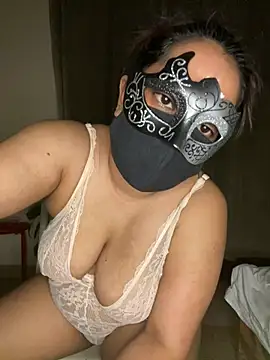 LioraWance Webcam Show