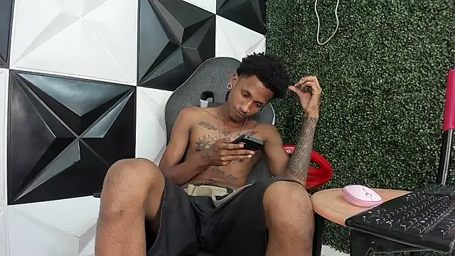 Chat XXX ao vivo de ManSant