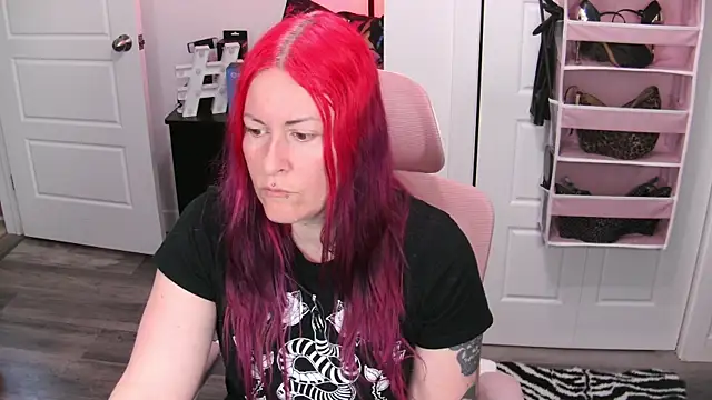 gennyrock XXX чат на живо