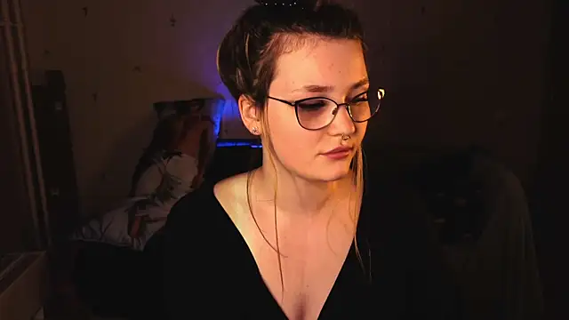 milliedoll Adlı Modelin Canlı XXX Sohbeti