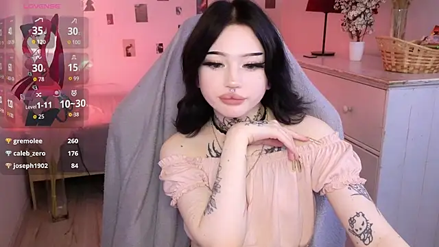 צ'אט XXX בשידור חי של Emma_Kirks