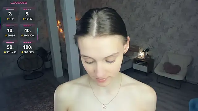 LianneBynon: онлайн-секс-чат
