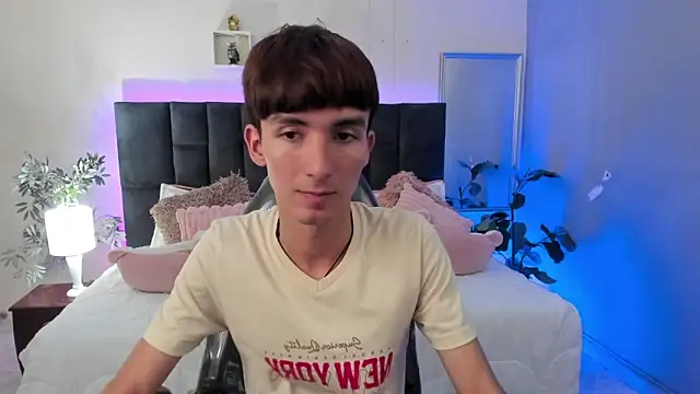 צ'אט XXX בשידור חי של Jake_evans