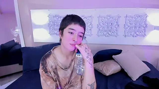 Atheena__のライブXXXチャット