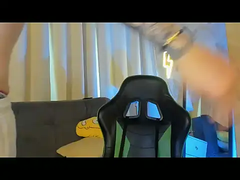 RONNY_COLTON webcam show