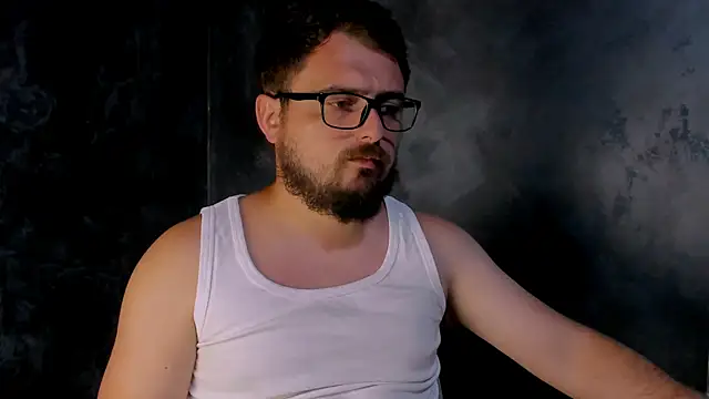 CLOUDYMARK Webcam show