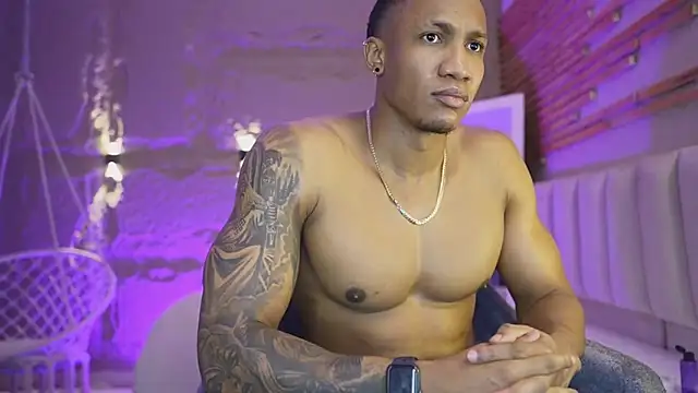 Logan_Varela 라이브 XXX 채팅