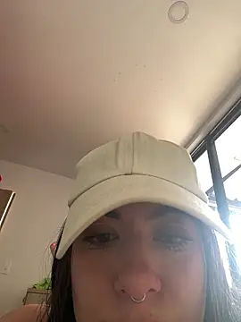 Alice_Vixen 现场XXX聊天