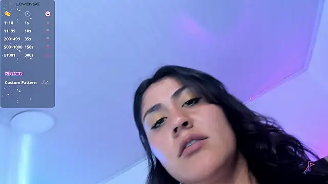 karlie02_ Chat XXX in diretta