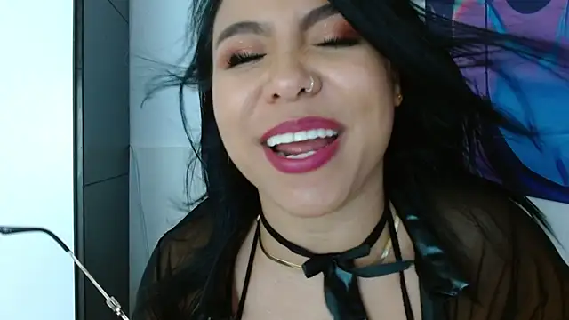 alessialux Live XXX Chat