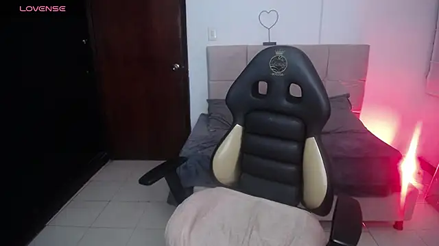 _ceeleste_cute_'s Live XXX Chat