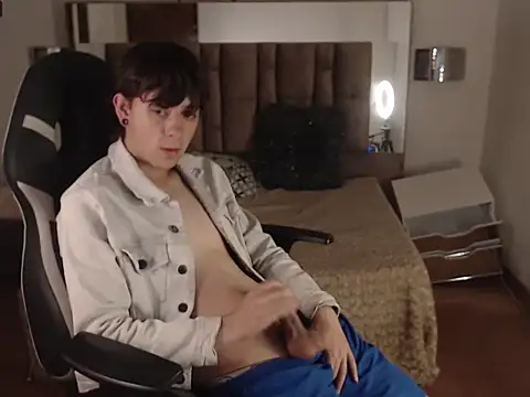 Ashboy_1 Webcamshow