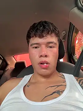 Pokazy przed kamerką – Logan_smith1