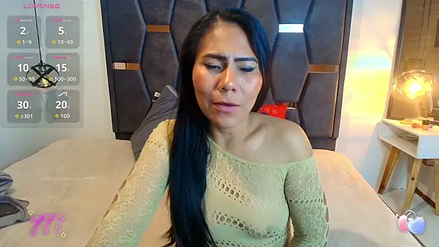 Keyla_Brunette_: онлайн-секс-чат
