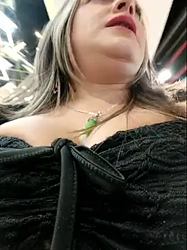 צ'אט XXX בשידור חי של cataleyamyst
