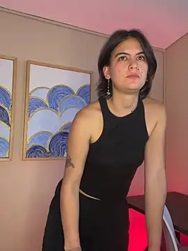 freyaa__1 Adlı Modelin Canlı XXX Sohbeti