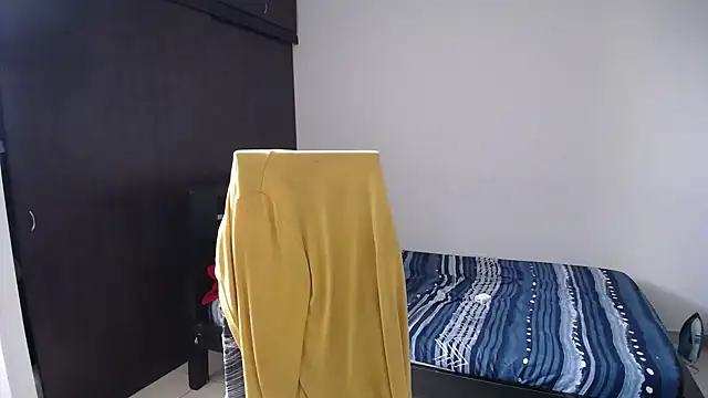axel_rios_ Adlı Modelin Canlı XXX Sohbeti