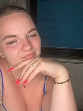 SecretSarah Live XXX-Chat