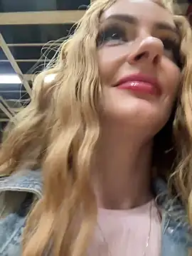 CataleyaKirk Live XXX-Chat