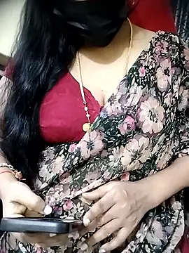 sravyasexyy Pertunjukan Webcam