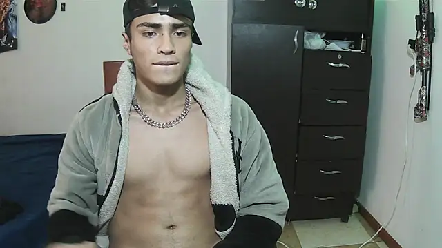 Chat XXX en directo de Fenix_hardcock