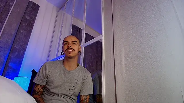 kaletattoo Show in webcam