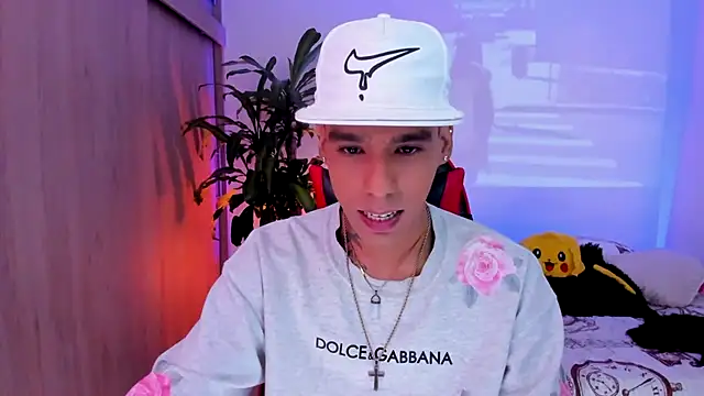 Czat XXX na żywo – Damianwhite